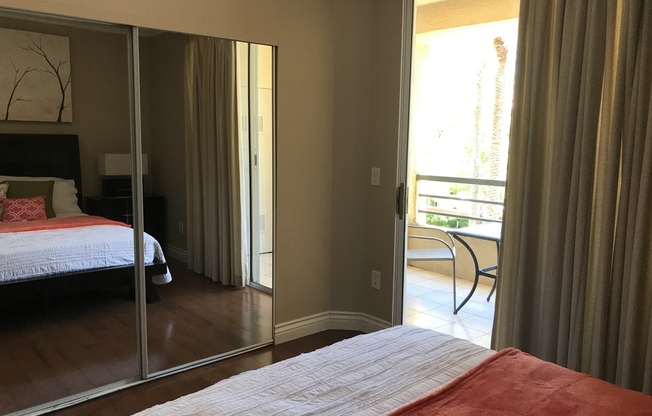2 beds, 2 baths, $2,400, Unit # 206