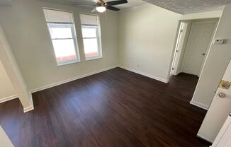 386 Parkway Apartments