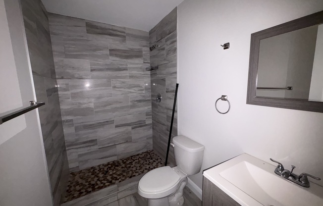 14618 N 43 ST