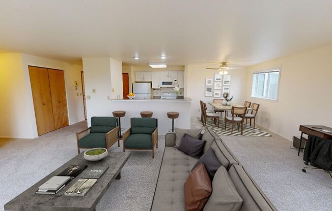 4459-UPPER FREMONT CLOSE TO WOODLAND PARK ZOO