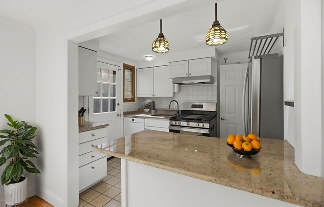 918 BELMONT ST