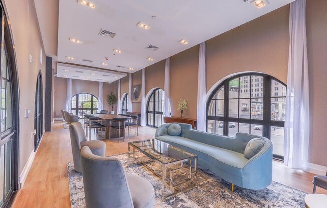 Studio, 1 bath, 325 sqft, $2,200, Unit 311