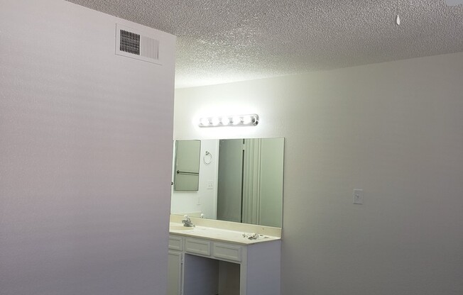 2 beds, 2.5 baths, $1,895