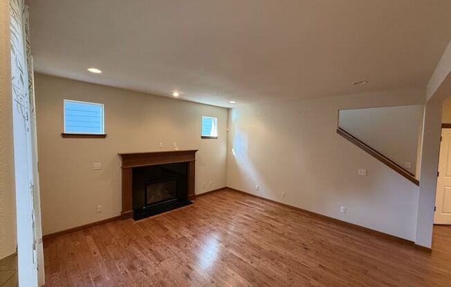 16120 120 AVE NE