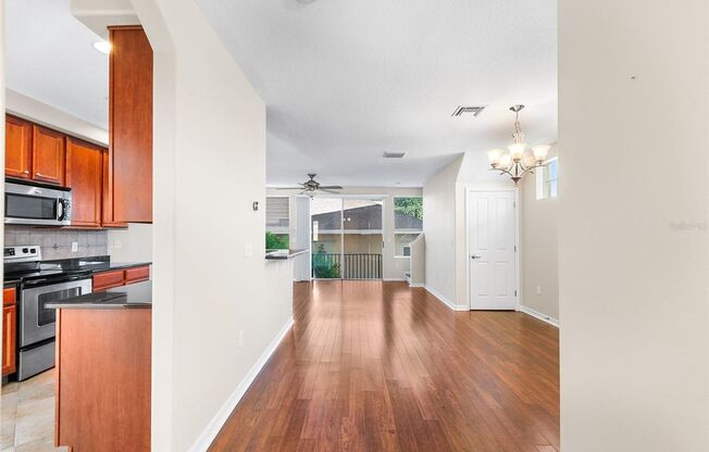 SOUTH TAMPA TONNWHOME FOR RENT