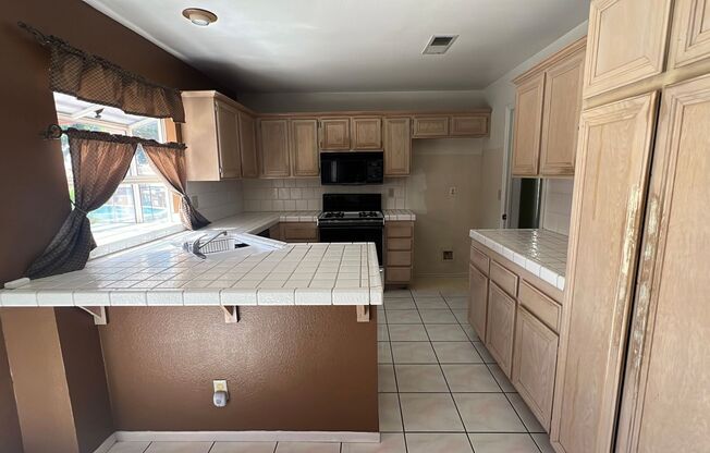 East Palmdale Home