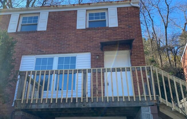902-912 Frey Rd