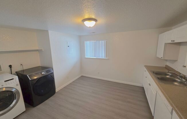 2 beds, 1 bath, 777 sqft, $1,450, Unit 8111