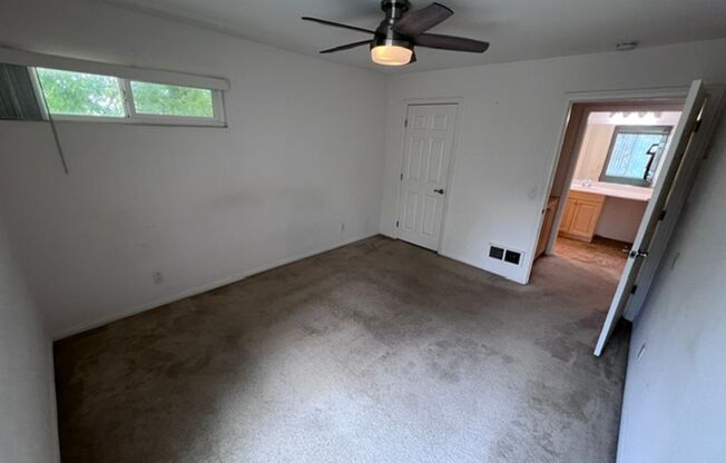 Cozy 1 Bed, 1 Bath Condo in Mira Mesa w/ Off-Street Parking!