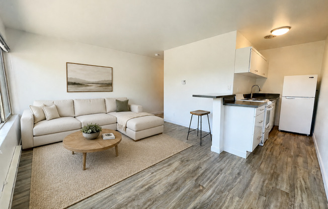 1 bed, 1 bath, 485 sqft, $1,525, Unit 412