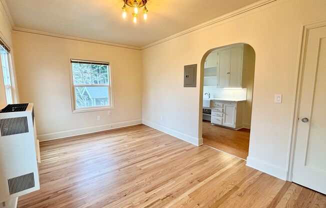 N0108 - Laurelview Apartments