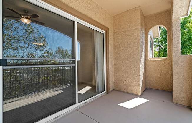 Patio or balcony - Mountain Shadows Apartments