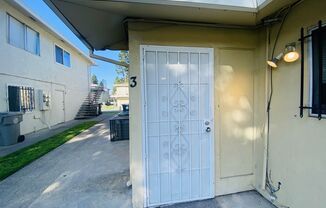 Cozy 2--Bedroom Townhome