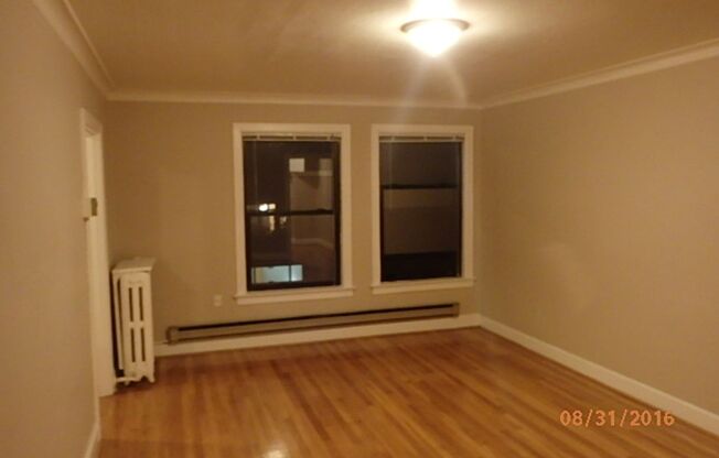 Studio, 1 bath, 640 sqft, $1,550, Unit 409