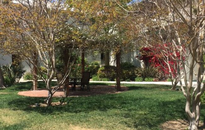 Laurel Garden Apartments