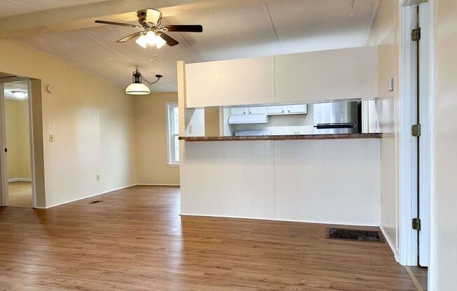 3 bed 2 bath in Downtown Lula