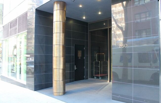 250 E 49 ST