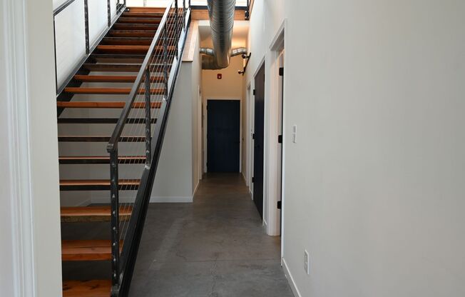 3 beds, 2 baths, 1,360 sqft, $2,150, Unit Apt. 206