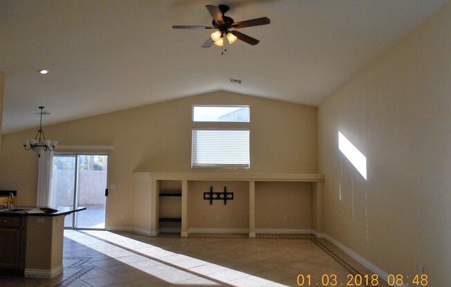 SPACIOUS Single Story in NLV!