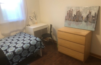 24 th Perry St A1R 1R