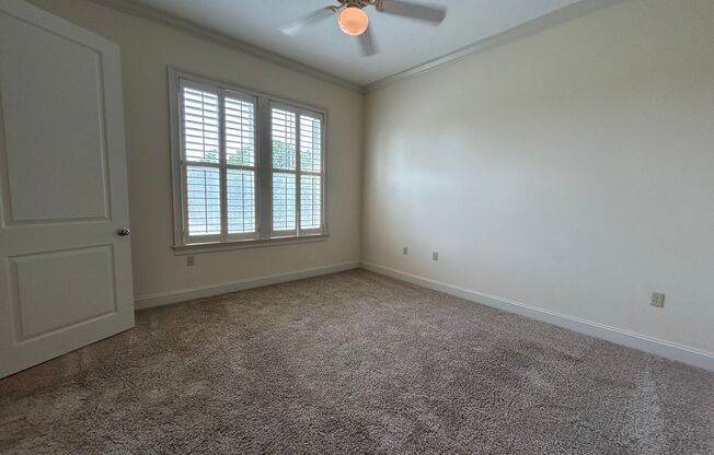 2 beds, 2 baths, $2,895