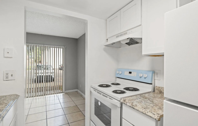 1 bed, 1 bath, 850 sqft, $1,050, Unit 29-066C