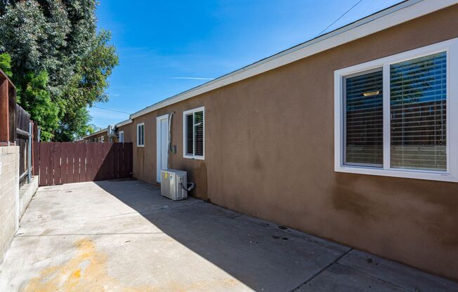 COMING SOON OCTOBER 10th!!! Renovated 2x1 in the Heart of El Cajon with Fenced Yard, AC, W/D, and Parking!