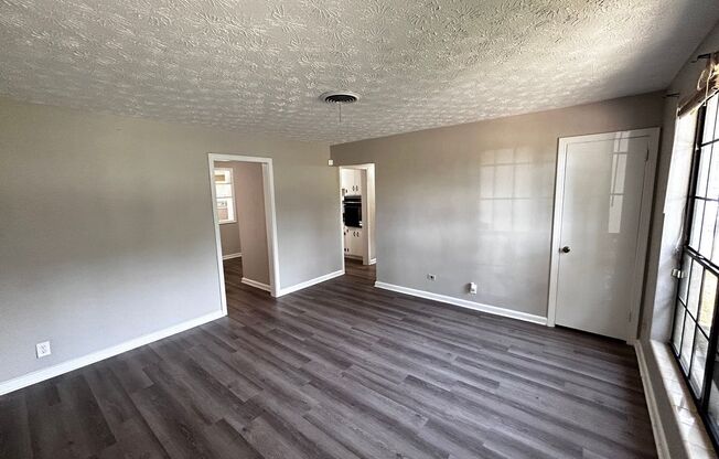Ultra Spacious 3/1 with large Bonus room, garage, and expansive fenced in yard!