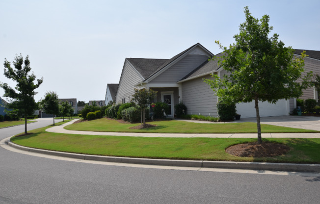 409 DEVERAUX DR