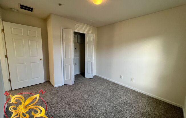 3 beds, 2 baths, $1,050, Unit # 9