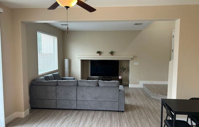 Freshly Remodeled 3 bed in SW