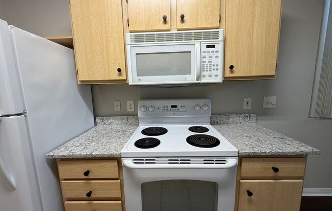 1 bed, 1 bath, $2,100, Unit # 722