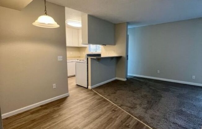 2 beds, 2 baths, 900 sqft, $1,695, Unit 102