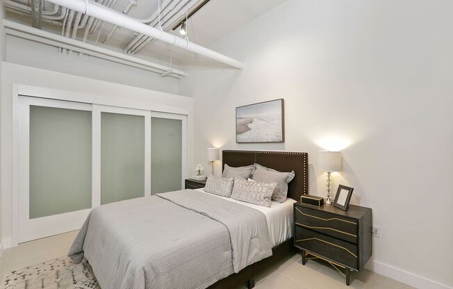 2 beds, 1 bath, 1,100 sqft, $2,700, Unit 407