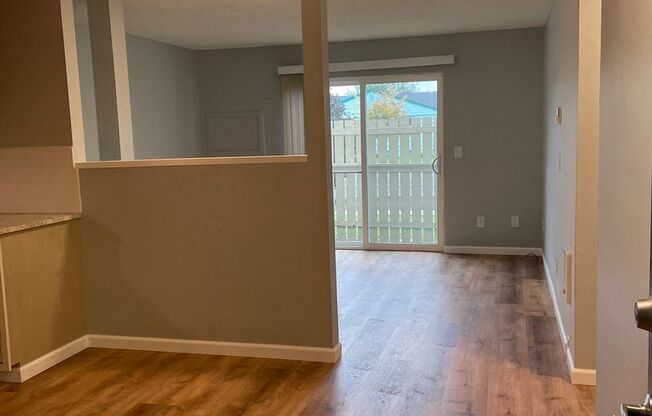 1 bed, 1 bath, 610 sqft, $1,100, Unit 46