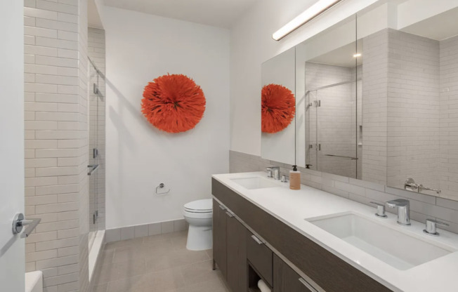 2 beds, 2 baths, $9,450, Unit 35J