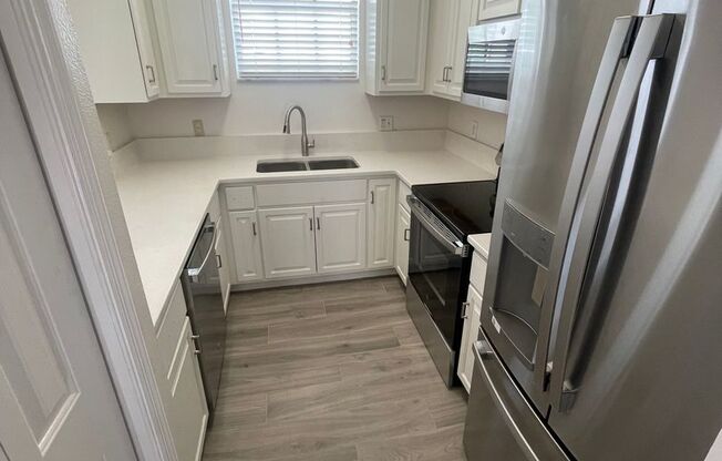 2 bedroom 2 and a half bathroom for rent