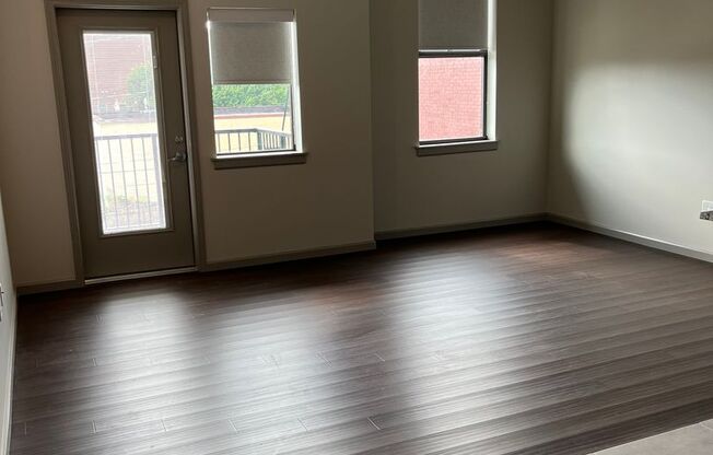 1 bed, 1 bath, 792 sqft, $1,575, Unit 506