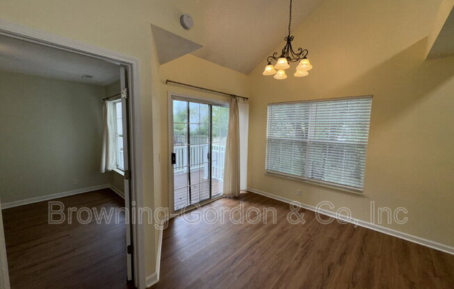 4256 CHESNEY GLN DR