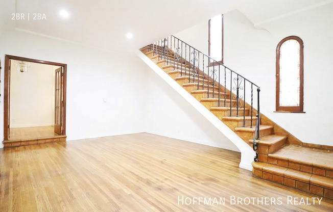 3963 W 7 ST