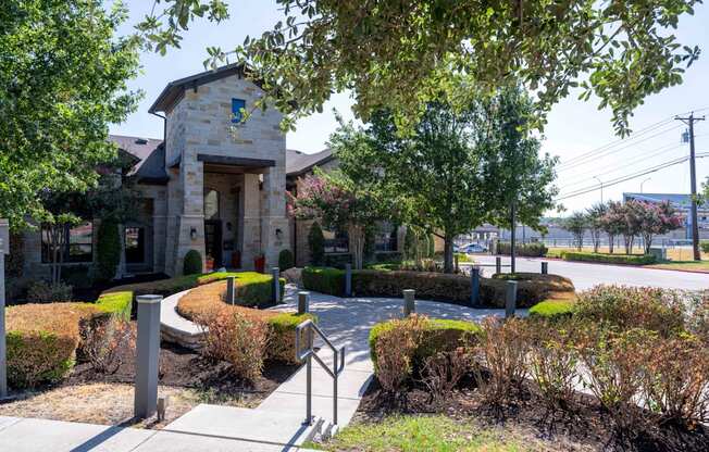 Courtyard Garden at Alvista Round Rock, Round Rock, Texas