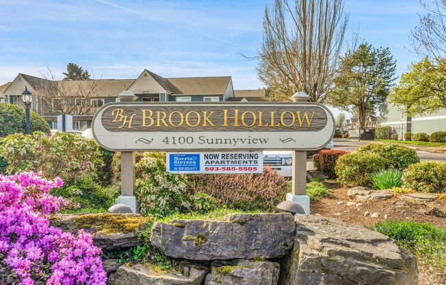 BROOK HOLLOW APARTMENTS
