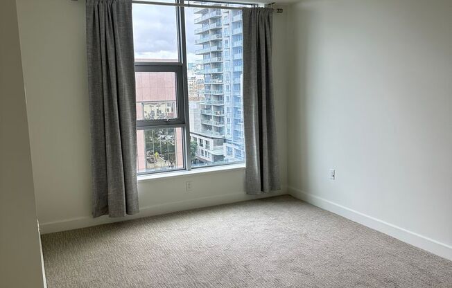 2 beds, 2 baths, $5,300, Unit # 903