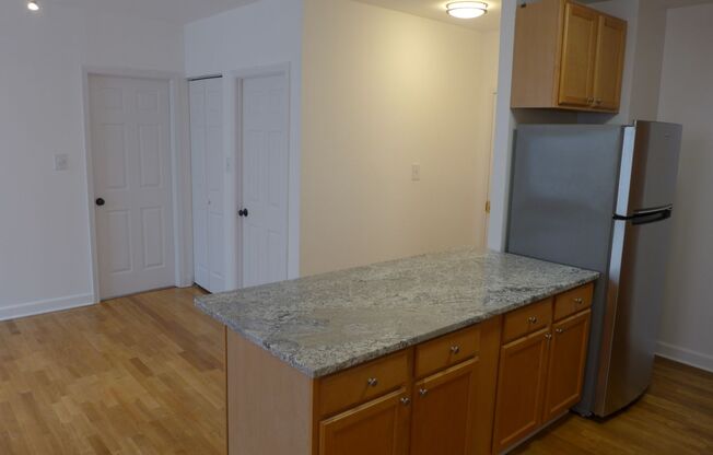 1 bed, 1 bath, 600 sqft, $1,675, Unit 803