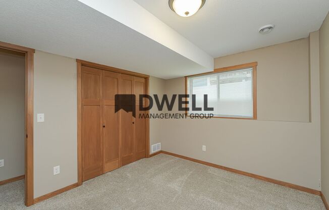 4 beds, 3 baths, $2,200, Unit # NORTHWEST