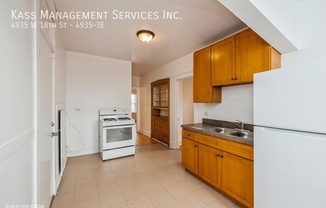 4935 W 18 ST