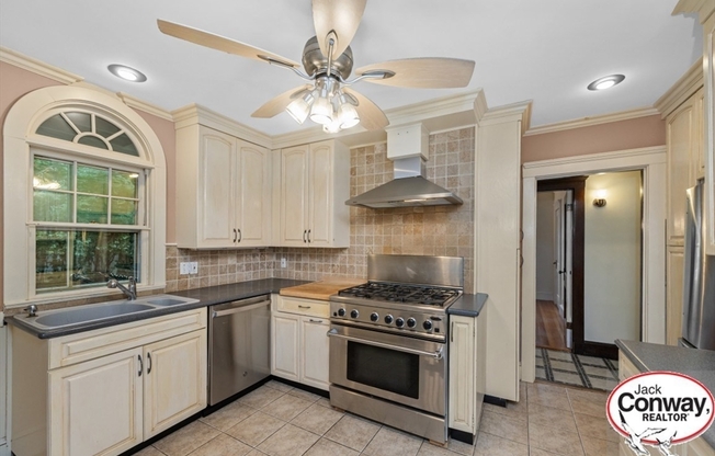 96 THEODORE PARKER RD