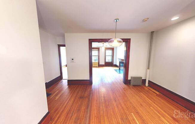 203 W 112 ST