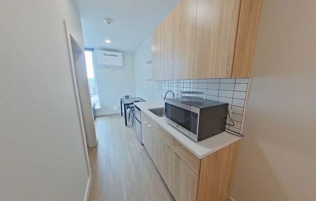 Studio, 1 bath, 314 sqft, $1,250, Unit 306