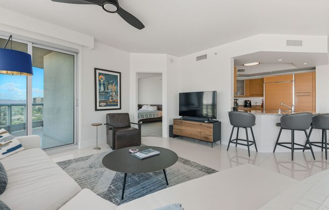 Turnberry Towers East 1507